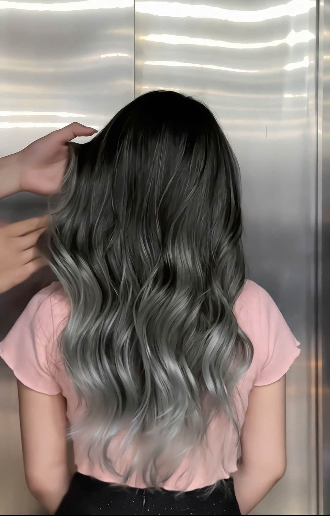 tóc rụng nhiều phải làm sao - Dark Hair Studio